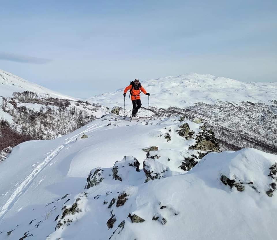 コクランTurismo Y Cabanas Dragon De La Patagoniaアパートメント エクステリア 写真